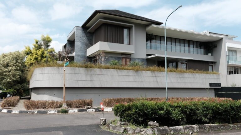 Read more about the article Setra Duta E1 House